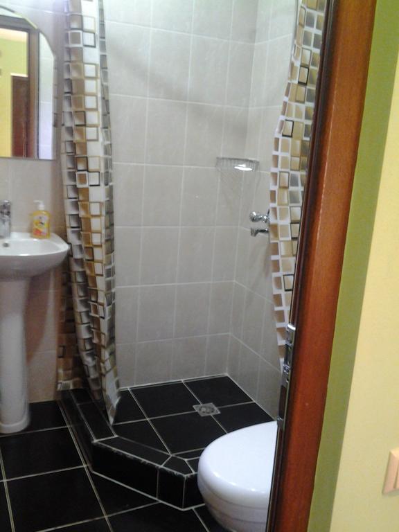 Dilbo House Hotel Dilijan Cameră foto